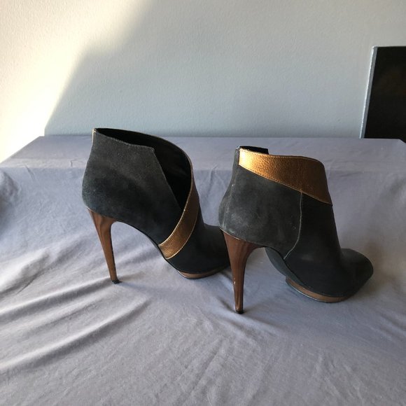 BCBGMAXAZRIA BLACK MA-GALI CALF DRESS BOOTIES - Picture 6 of 12